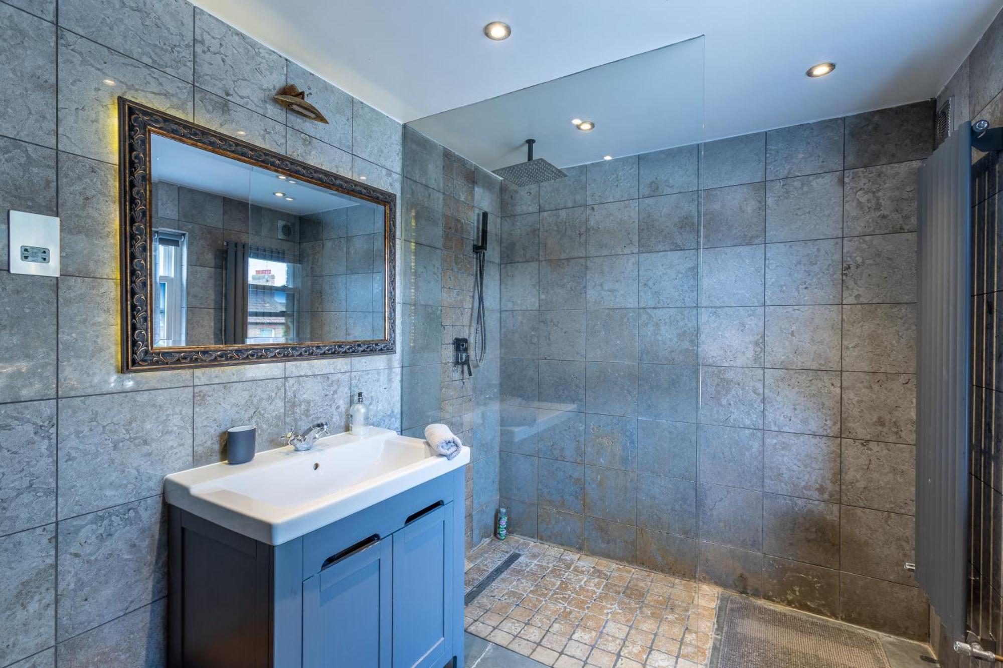 Traditional English 4 Bedroom Home In Greenwich Plumstead  Exterior foto
