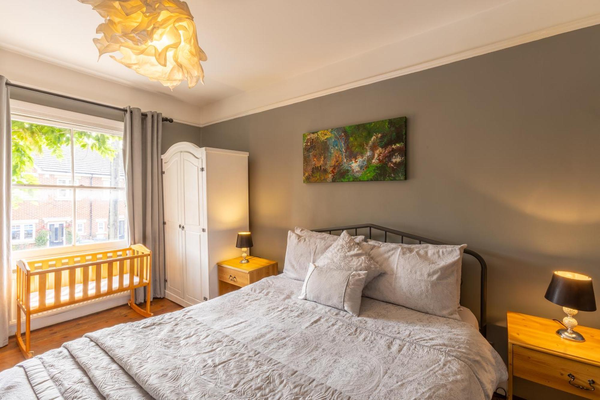 Traditional English 4 Bedroom Home In Greenwich Plumstead  Exterior foto